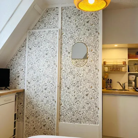 Le Venoix Apartament *
